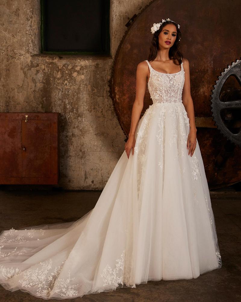 122239 classic a line wedding dress with pockets and 3d lace3